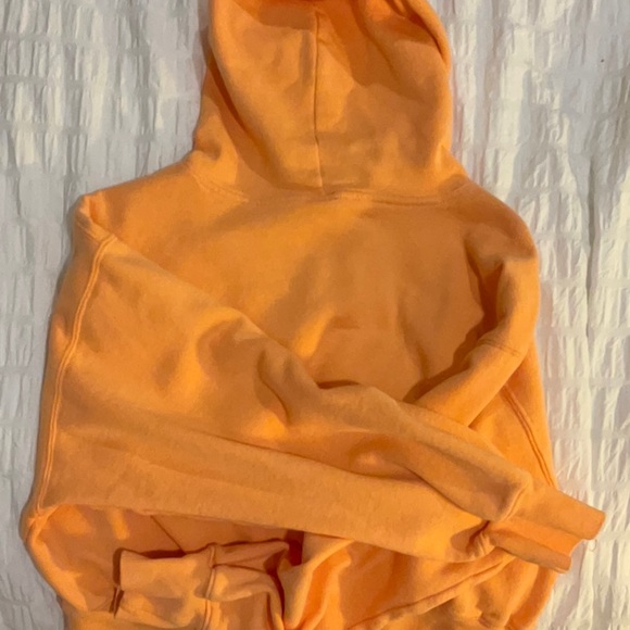 📣OLD NAVY KIND CREW HOODIE!📣 - Picture 2 of 3